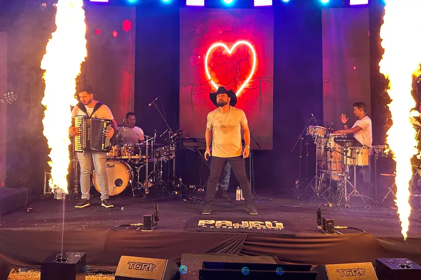 Júnior Macêdo, do Imepi, prestigia 1ª etapa do Campeonato Piauiense de Vaquejada