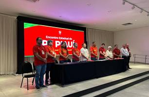 Lideranças reunidas no Encontro Estadual do PT. (Foto: Cecília Brandão / Conecta Piauí.)