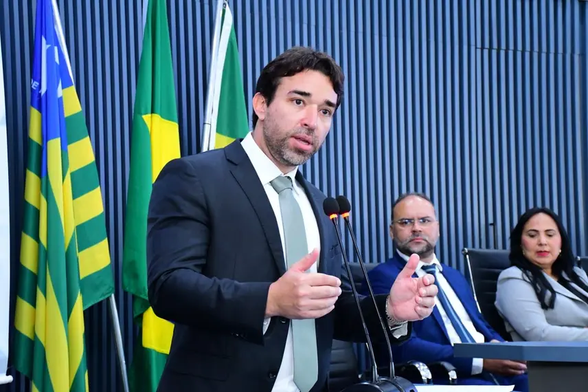 Marden Menezes participa de Encontro Regional de Vereadores em Floriano