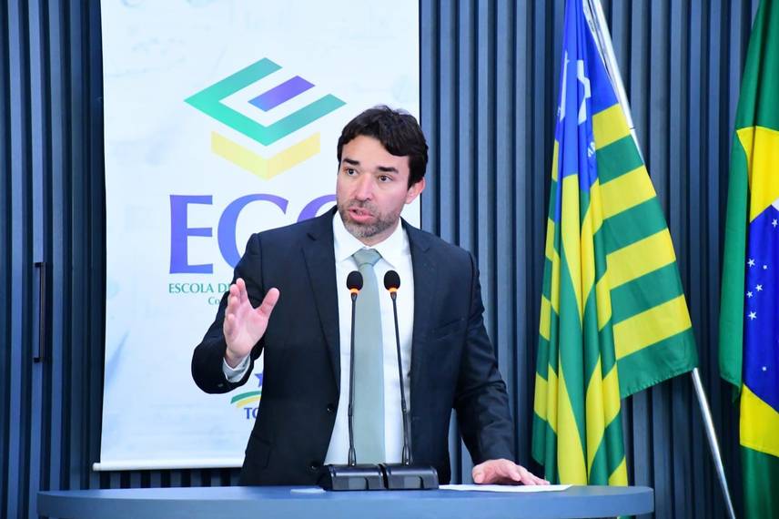 Marden Menezes participa de Encontro Regional de Vereadores em Floriano Marden Menezes participa de Encontro Regional de Vereadores em Floriano