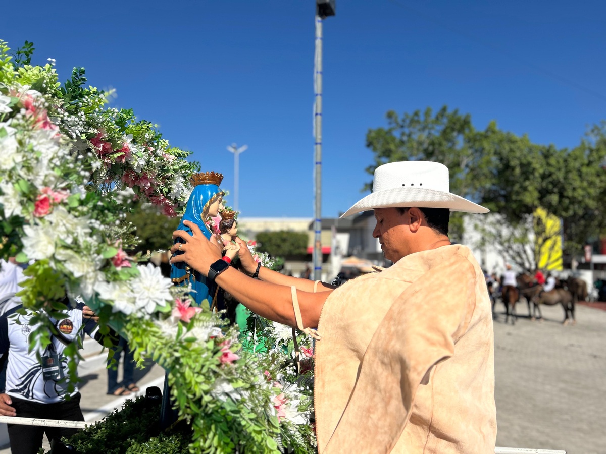 Mega Cavalgada dos Festejos de Água Branca