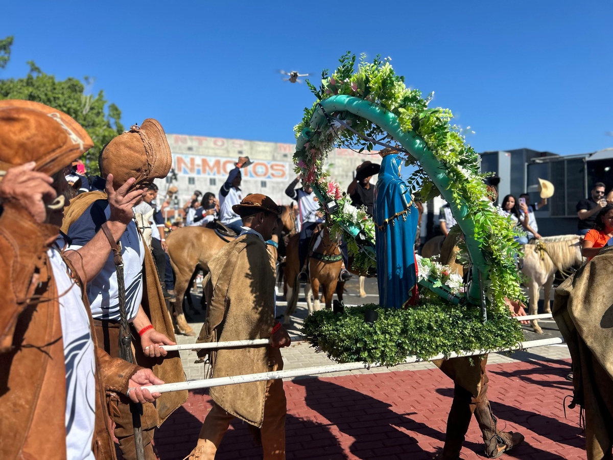 Mega Cavalgada dos Festejos de Água Branca