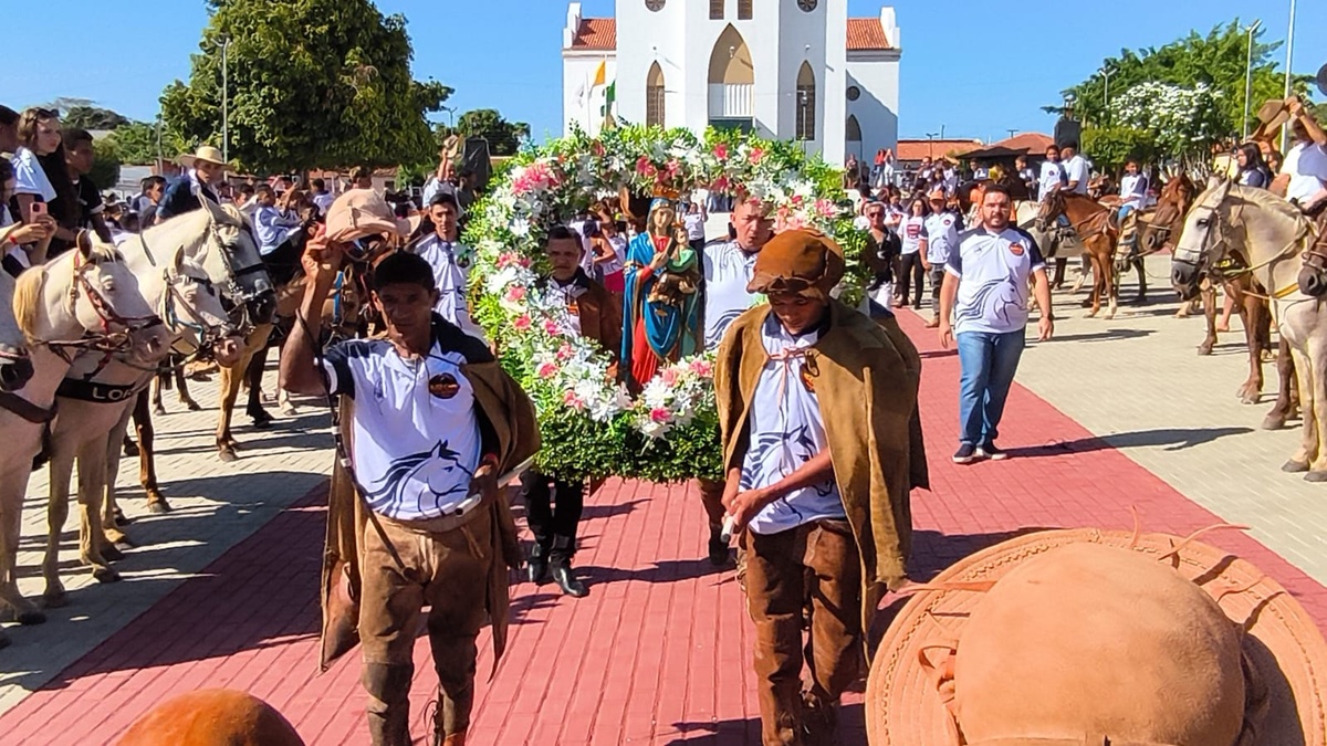 Mega Cavalgada dos Festejos de Água Branca
