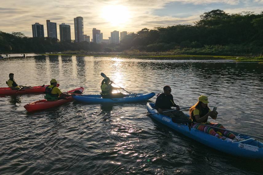 Passeio de caiaque no rio Poty une aventura, lazer e consciência ambiental Passeio de caiaque no rio Poty une aventura, lazer e consciência ambiental