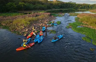 Passeio de caiaque no rio Poty une aventura, lazer e consciência ambiental (Foto: Conecta Piauí)