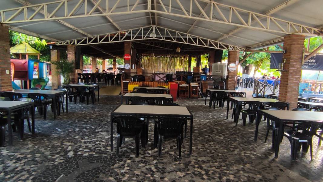 Pesqueirinho: tradição da peixada que atrai todo o Brasil