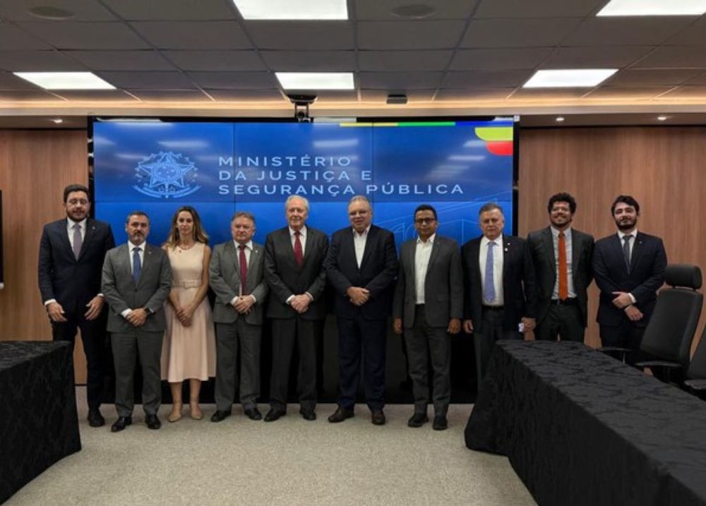 PF e bancada federal se reúnem com ministro Lewandowski em Brasília