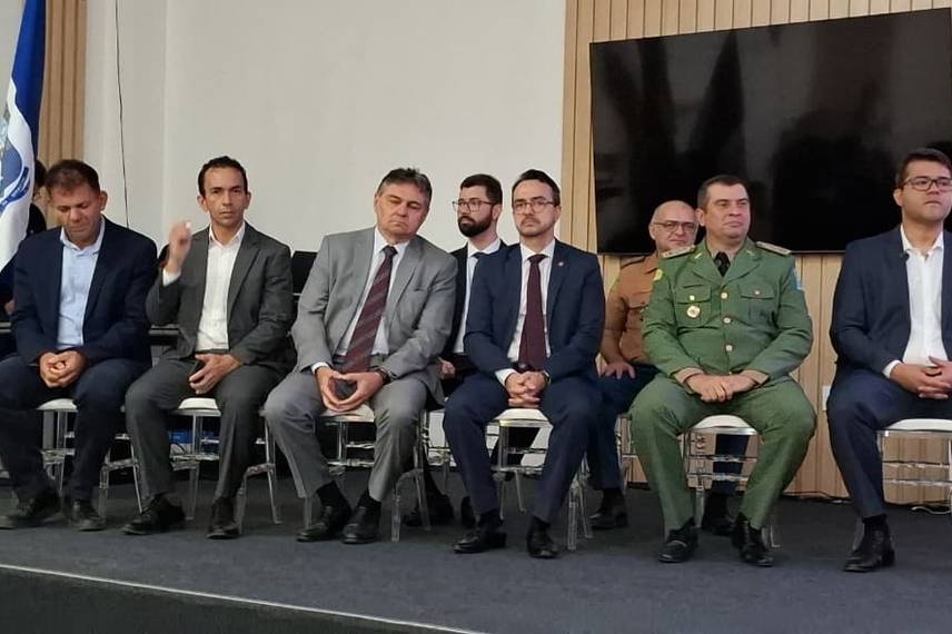 Polícia Militar do Piauí realiza aula inaugural do 1º Curso Superior de Polícia Polícia Militar do Piauí realiza aula inaugural do 1º Curso Superior de Polícia