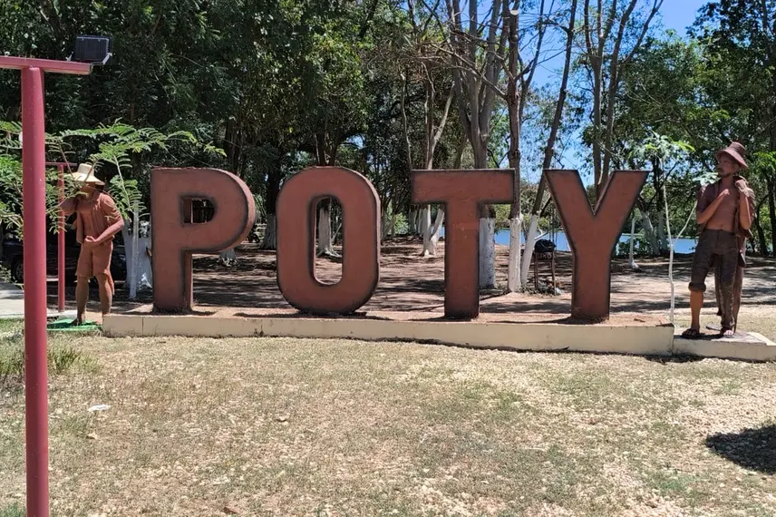 Polo Cerâmico do Poti Velho