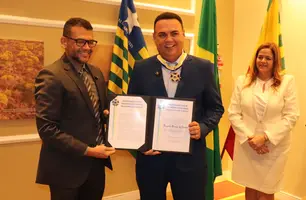 Prefeito Rogério Castro é homenageado pela Justiça Federal em São Raimundo Nonato (Foto: Ascom)