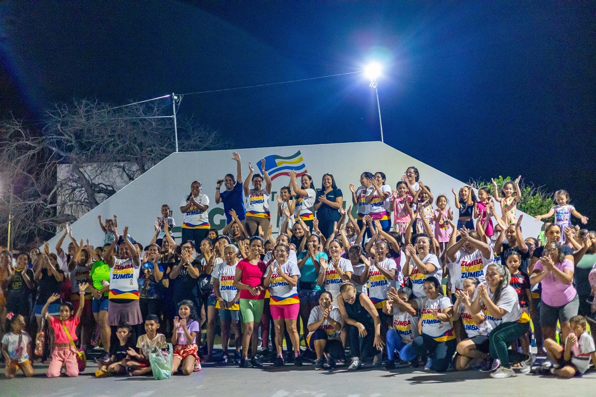 Prefeitura de Lagoa do Piauí realiza 1º Aulão de Zumba na Praça Principal