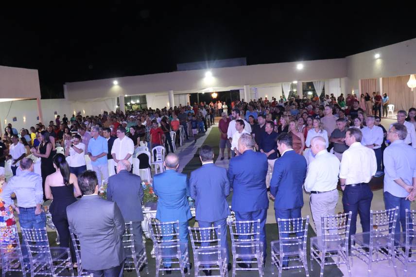 Prefeitura de São Raimundo Nonato entrega 945 títulos pelo 'Meu Pedacinho de Chão' Prefeitura de São Raimundo Nonato entrega 945 títulos pelo 'Meu Pedacinho de Chão'