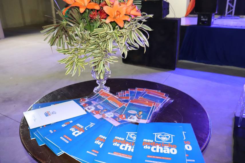 Prefeitura de São Raimundo Nonato entrega 945 títulos pelo 'Meu Pedacinho de Chão' Prefeitura de São Raimundo Nonato entrega 945 títulos pelo 'Meu Pedacinho de Chão'