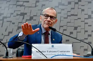 Presidente da comissão, o senador Fabiano Contarato é autor do requerimento para o debate (Foto: Waldemir Barreto/Agência Senado)