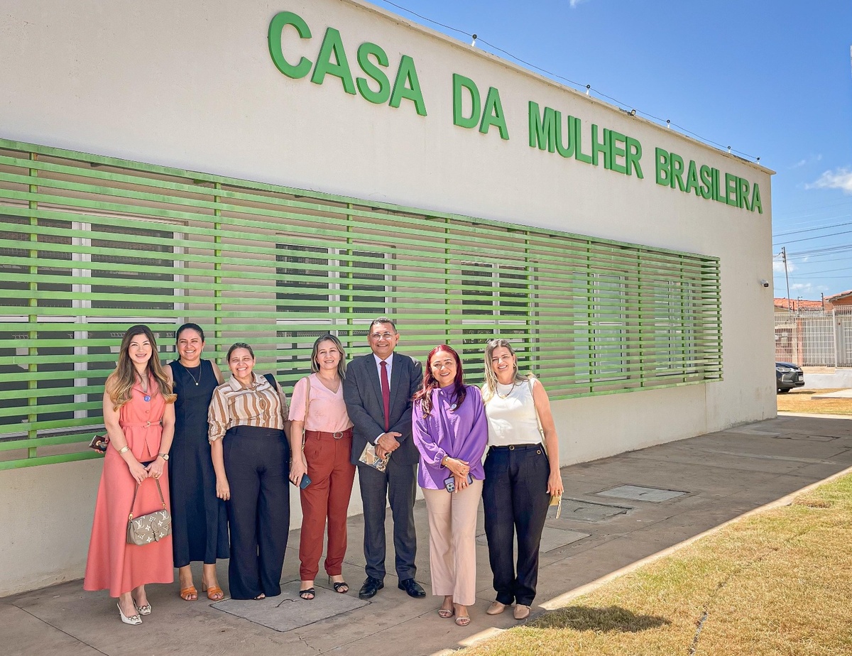 Procuradoria da Mulher de Demerval Lobão visita Casa da Mulher Brasileira em Teresina
