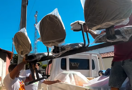 refeitura entrega novos mobiliários e brinquedos às escolas da zona rural de Alto Longá