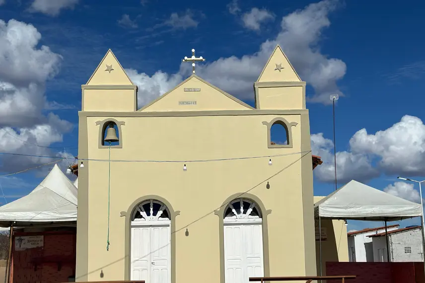 Turismo religioso impulsiona economia e fé em Dirceu Arcoverde, afirma Ramon Café