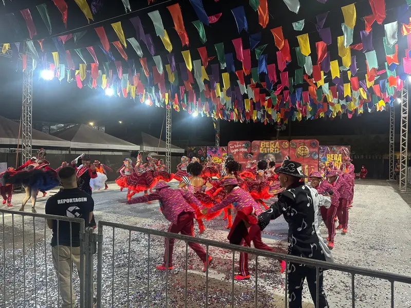 Última noite do 47º Encontro Nacional de Folguedos agita Teresina
