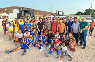 Vila Real é campeão da Copa do Feijão em Assunção do Piauí (Foto: Conecta Piauí)