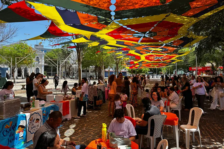 7ª edição da Feira na Praça reúne música, arte e gastronomia no Centro de Teresina