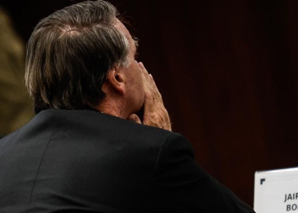 Bolsonaro é orientado a não comparecer em julgamento, mas se mantém indeciso