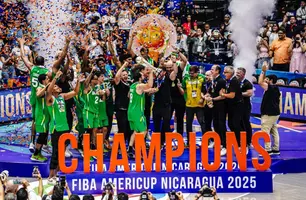 Brasil levanta o troféu da AmeriCup 2025 (Foto: CBB)