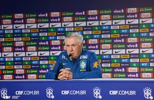 Carlo Ancelotti concede entrevista coletiva na Granja Comary (Foto: RAFAEL RIBEIRO/ CBF)