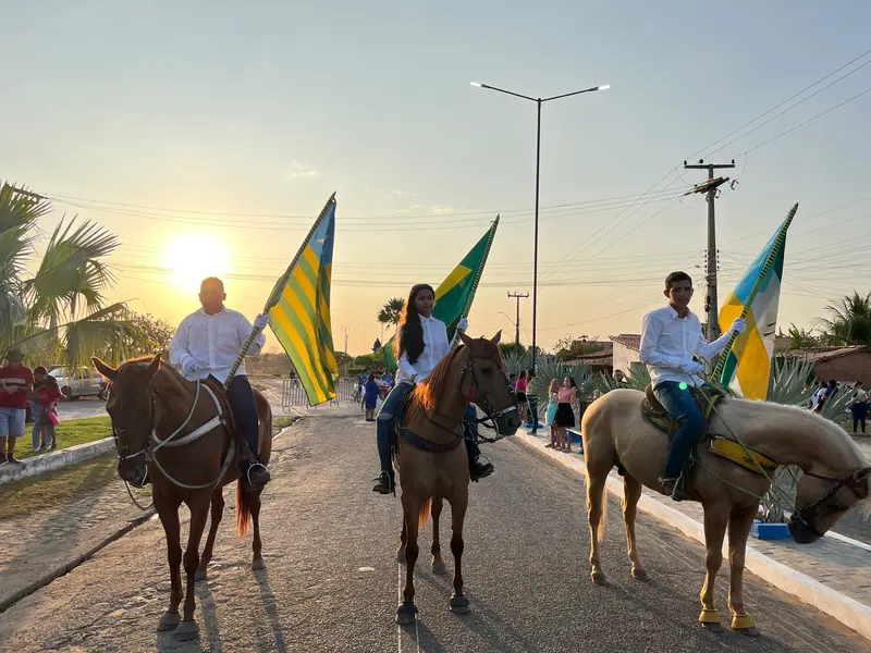 Caxingó celebra 7 de Setembro com desfile cívico e homenagens a 30 anos de cultura