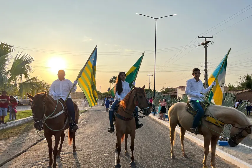 Caxingó celebra 7 de Setembro com desfile cívico e homenagens a 30 anos de cultura