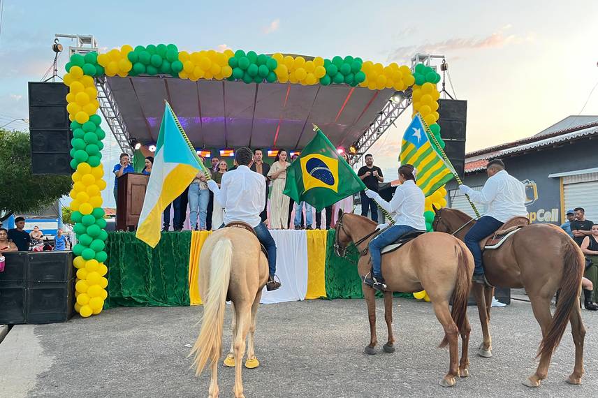 Caxingó celebra 7 de Setembro com desfile cívico e homenagens a 30 anos de cultura Caxingó celebra 7 de Setembro com desfile cívico e homenagens a 30 anos de cultura