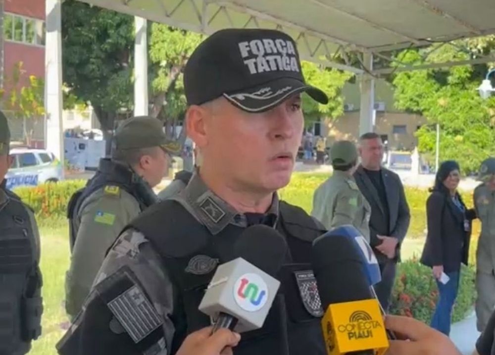 Comandante do Policiamento Metropolitano, coronel Pitombeira