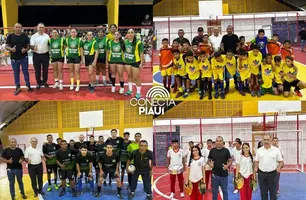 Comunidade celebra entrega da reforma do Ginásio Poliesportivo em Pau D'Arco do PI (Foto: Assessoria)