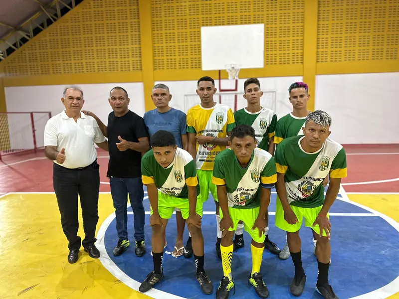 Comunidade celebra entrega da reforma do Ginásio Poliesportivo em Pau D'Arco do PI
