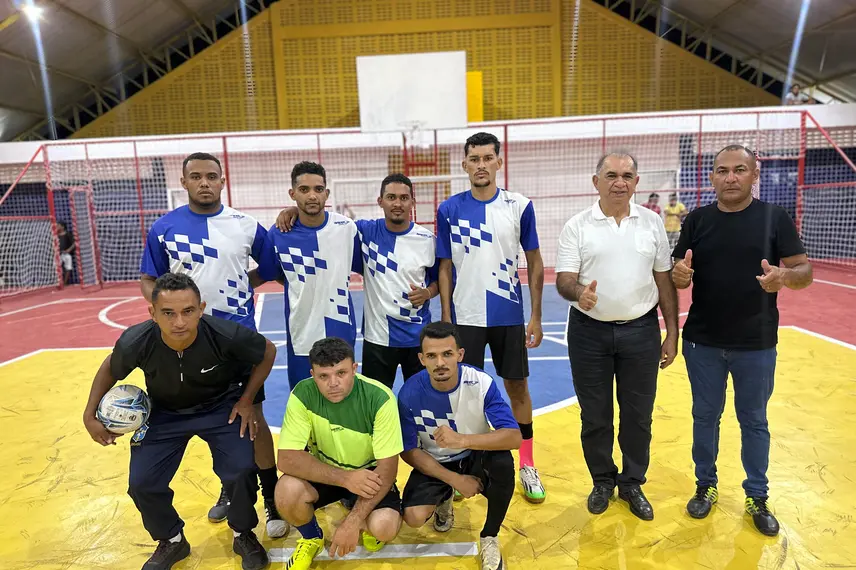 Comunidade celebra entrega da reforma do Ginásio Poliesportivo em Pau D'Arco do PI