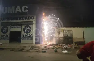Curto-circuito causa incêndio próximo a supermercado e assusta moradores no Piauí (Foto: Conecta Piauí)
