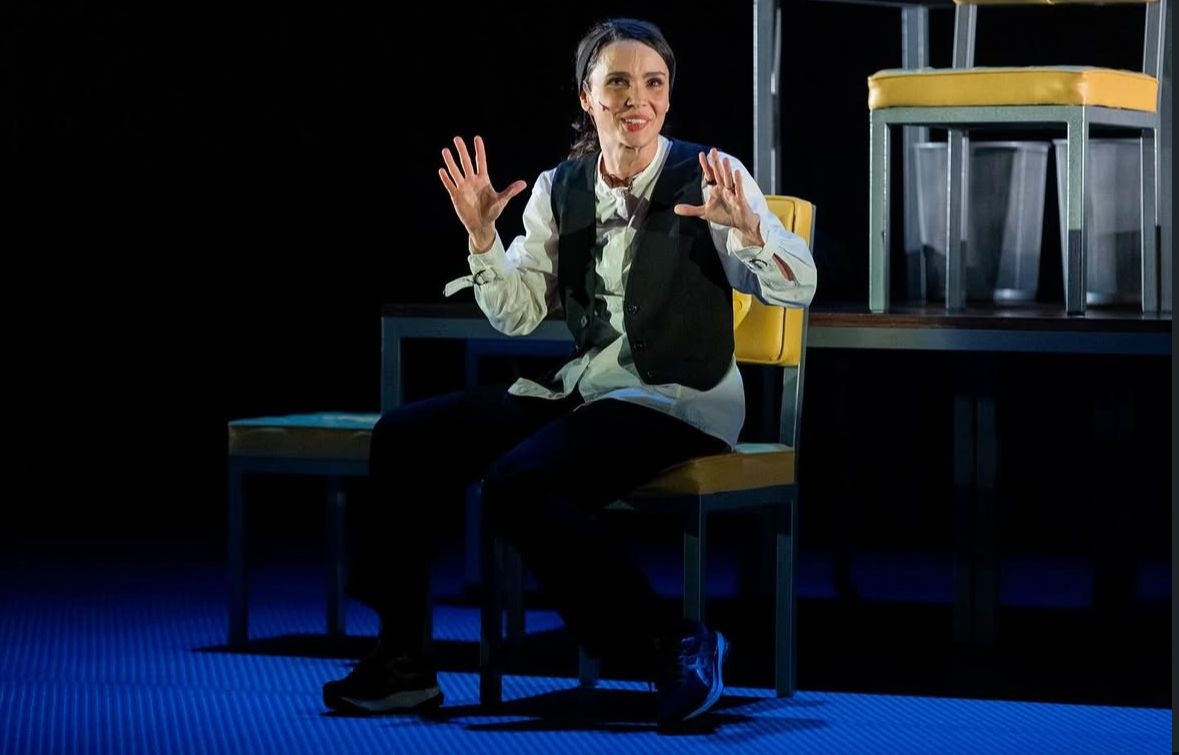 Débora Falabella visita pontos turísticos e elogia 'acolhida calorosa' em Teresina