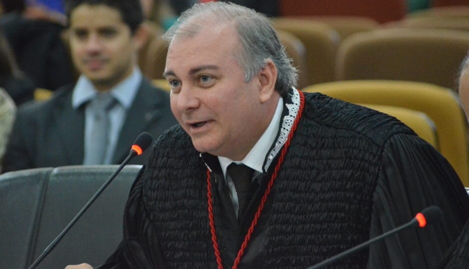 Desembargador José de Ribamar Froz Sobrinho