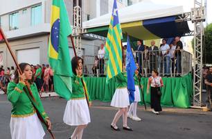 Desfile Cívico de 7 de Setembro reúne multidão em São Raimundo Nonato (Foto: Divulgação)