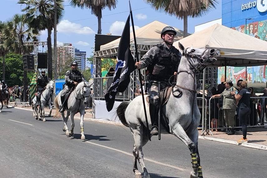 Desfile de 7 de Setembro reúne mais de 50 instituições e leva multidão a Teresina Desfile de 7 de Setembro reúne mais de 50 instituições e leva multidão a Teresina