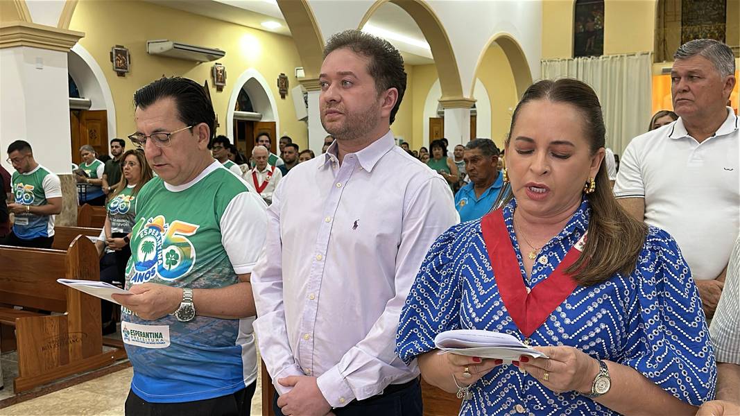 Esperantina celebra 105 anos de emancipação com missa em ação de graças