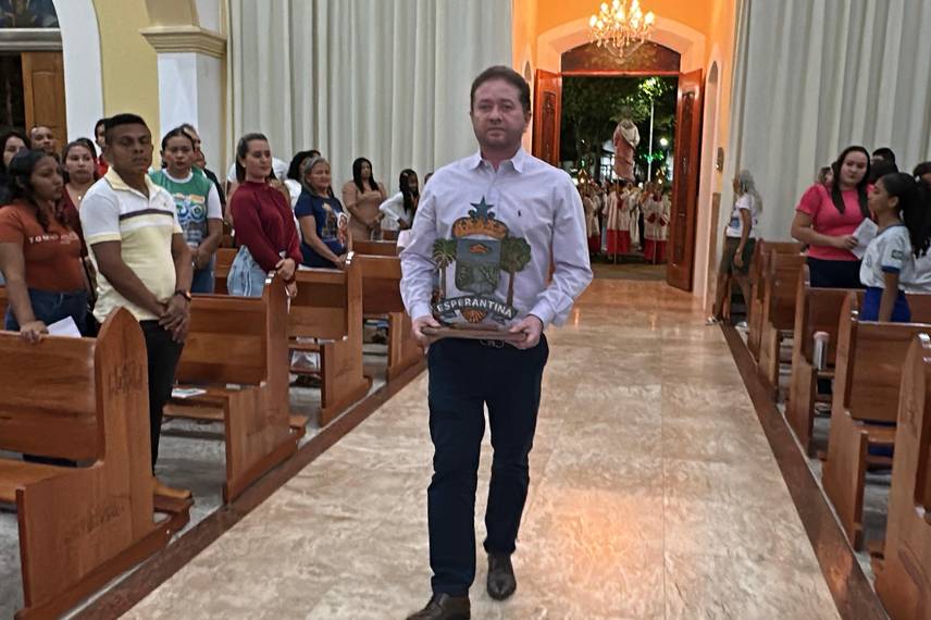 Esperantina celebra 105 anos de emancipação com missa em ação de graças