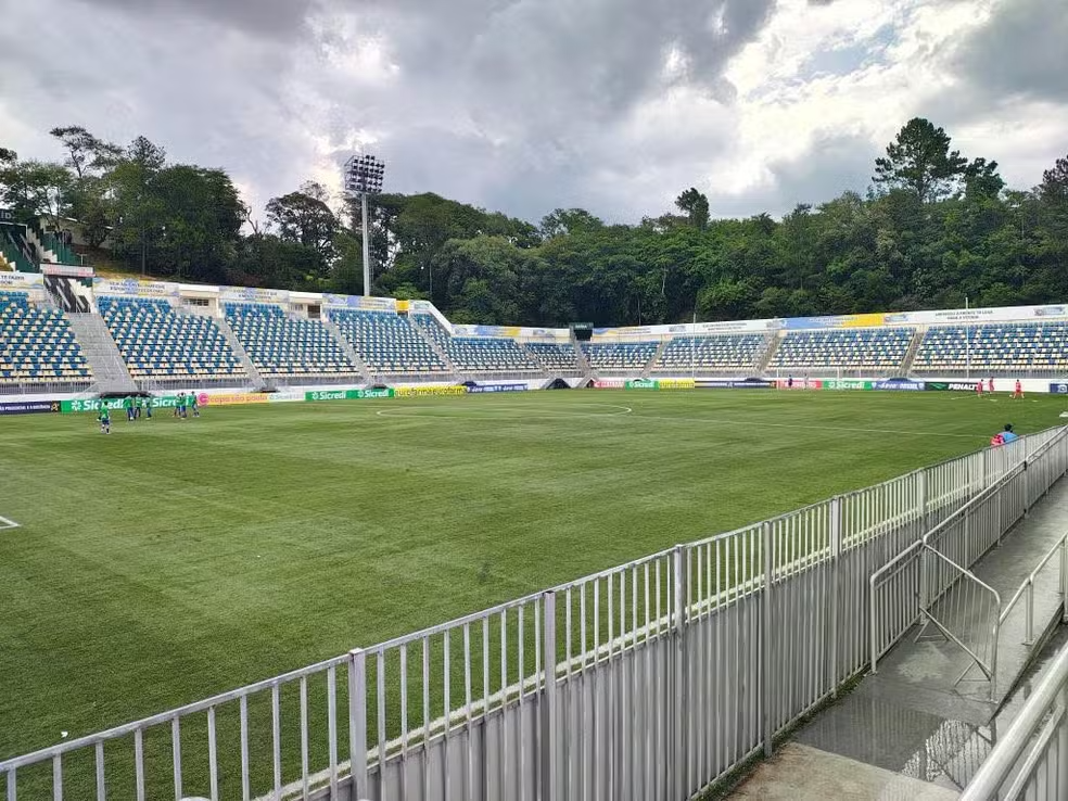 Estádio Municipal Prefeito Gabriel Marques da Silva, em Santana de Parnaíba