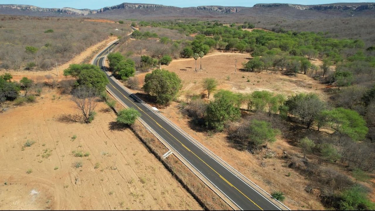 Estrada para o Parque Nacional da Serra da Capivara recebe pavimentação