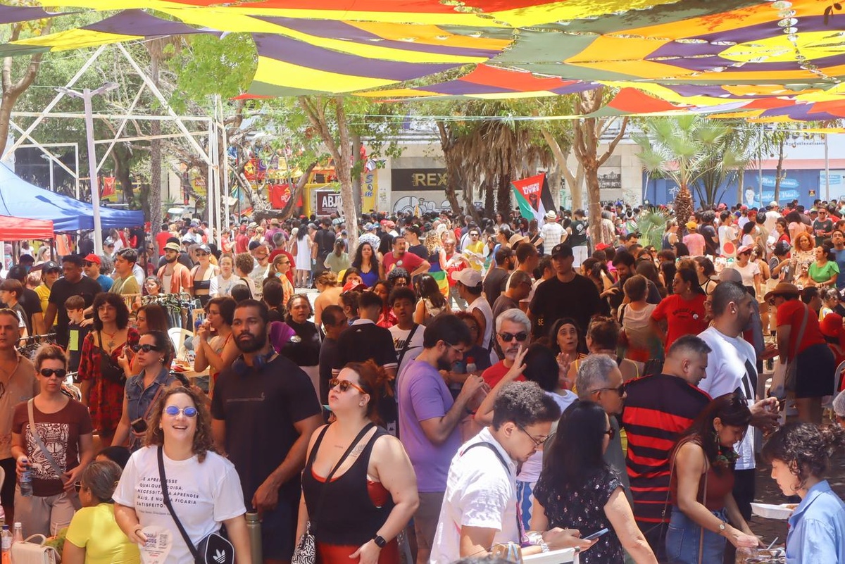 Feira na Praça