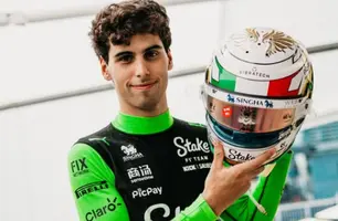 Gabriel Bortoleto é apontado por Ecclestone como possível piloto da Ferrari (Foto: Reprodução/Redes sociais)