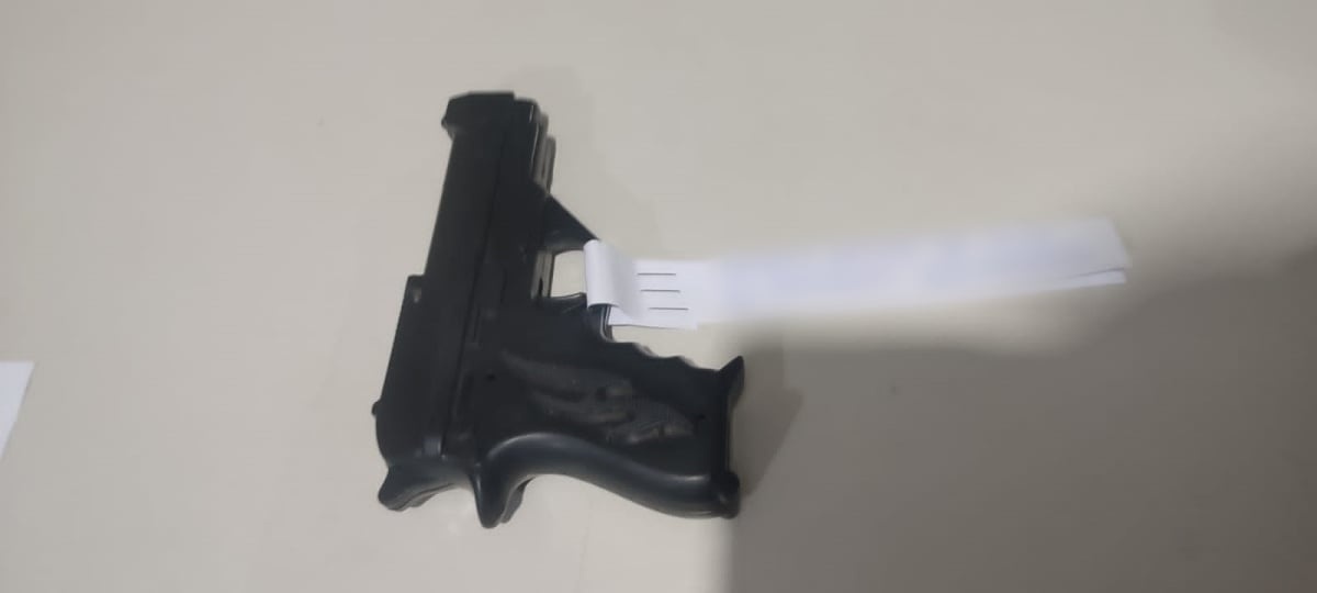 Homem ameaça matar dono de parque aquático e é preso com arma falsa em Sussuapara