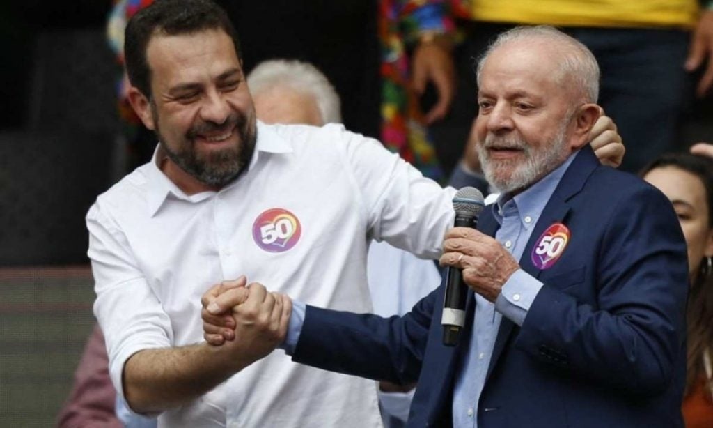 Lula deve anunciar Guilherme Boulos como ministro após retornar de viagem