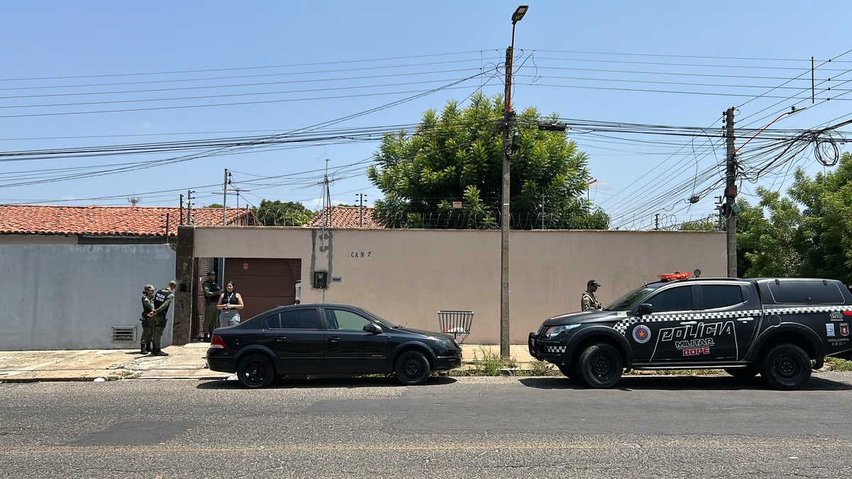 Mãe armada mantém filhos como reféns em residência na zona Norte de Teresina
