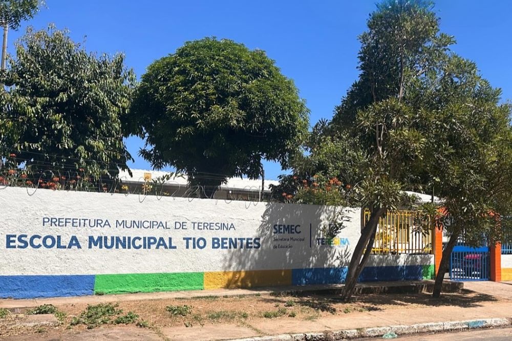 Mãe denuncia agressão de professor contra aluno de 11 anos em escola de Teresina