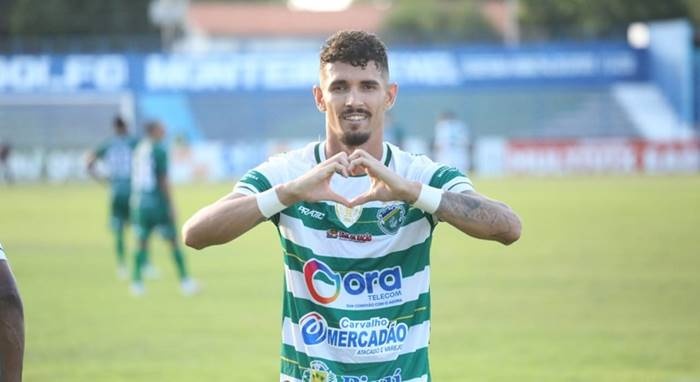 Manoel, ex-atacante do Altos e novo jogador do Capital